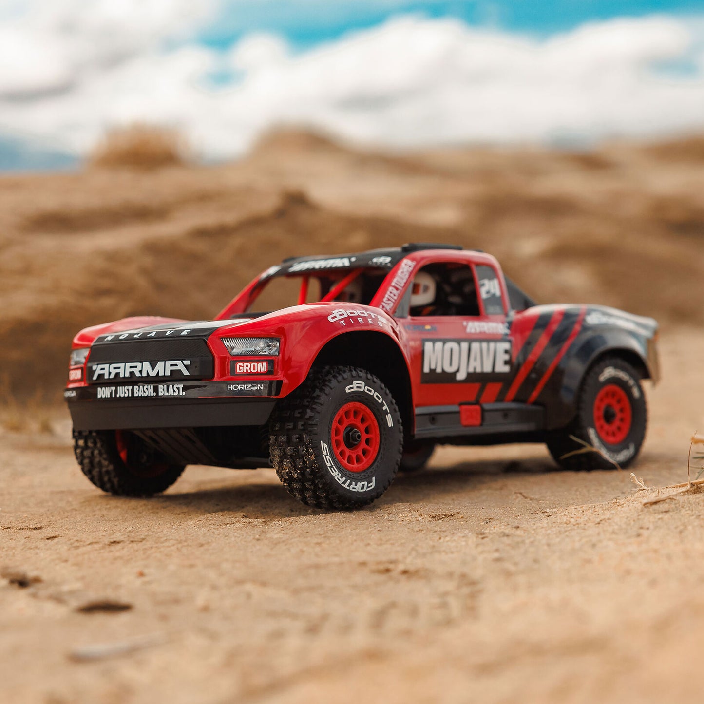 ARRMA 1/16 MOJAVE GROM 4X4 RTR Brushed Desert Truck (Battery & Charger Included)