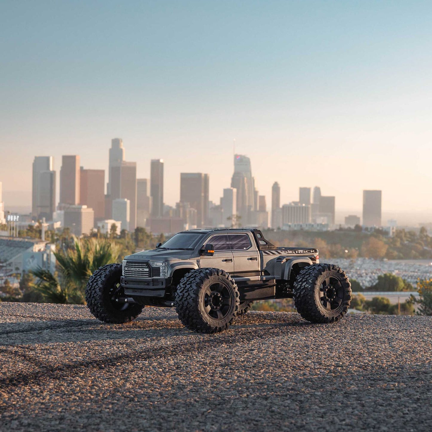 ARRMA 1/7 BIG ROCK 6S 4X4 RTR Brushless Monster Truck