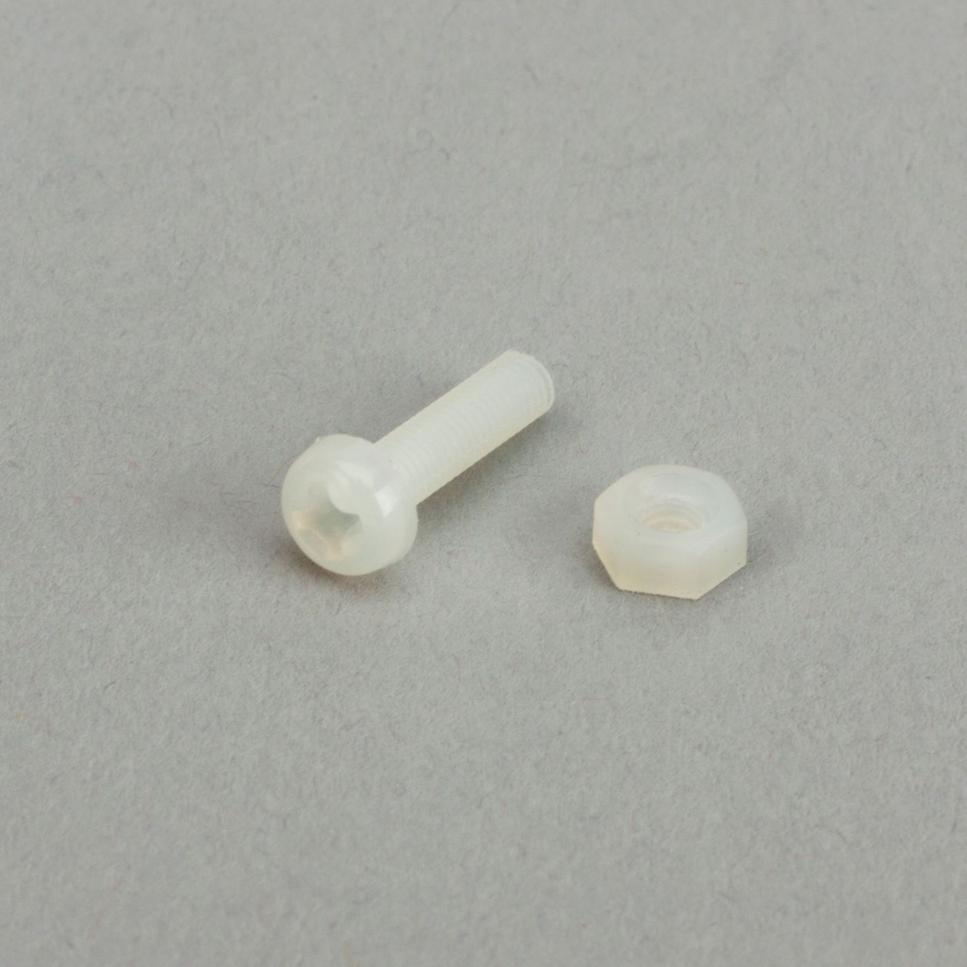 Nylon Screw with Nut: IM26